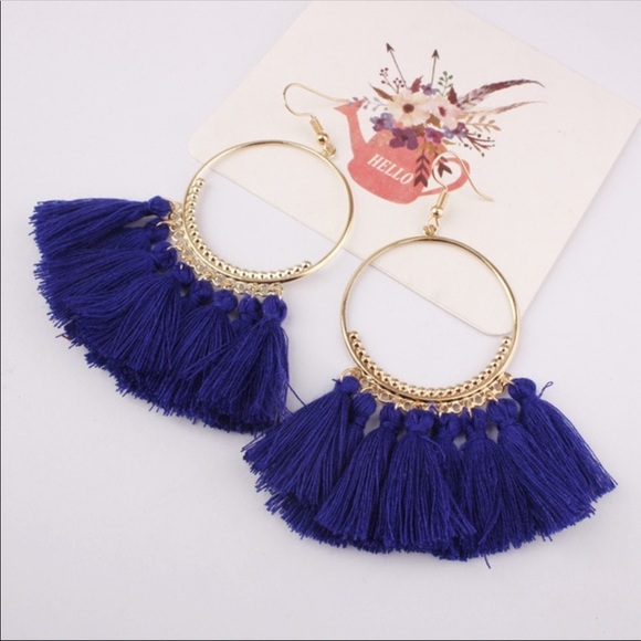 Navy blue tassel hoops earrings - Picture 3 of 6